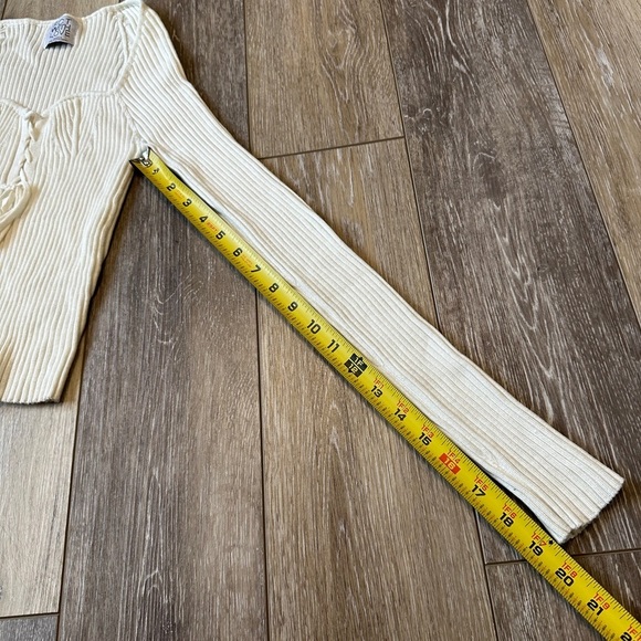 🛍️FCT with Love super stretch cropped sweater Size S - Picture 2 of 6